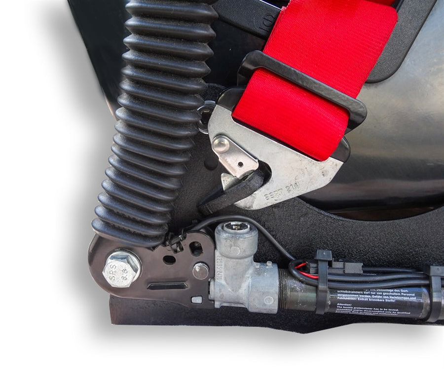 BREY KRAUSE R-9241 Passenger Seats Between 440mm to 427mm wide at mount point