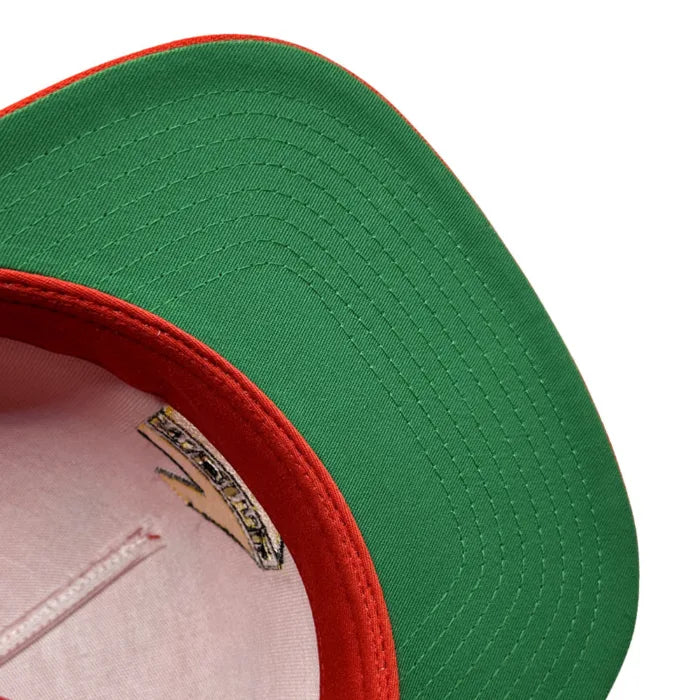 MOMO ARROW LOGO FLAT BILL SNAPBACK Hat